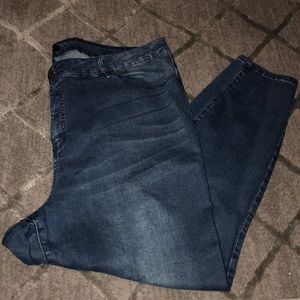 Medium wash skinny